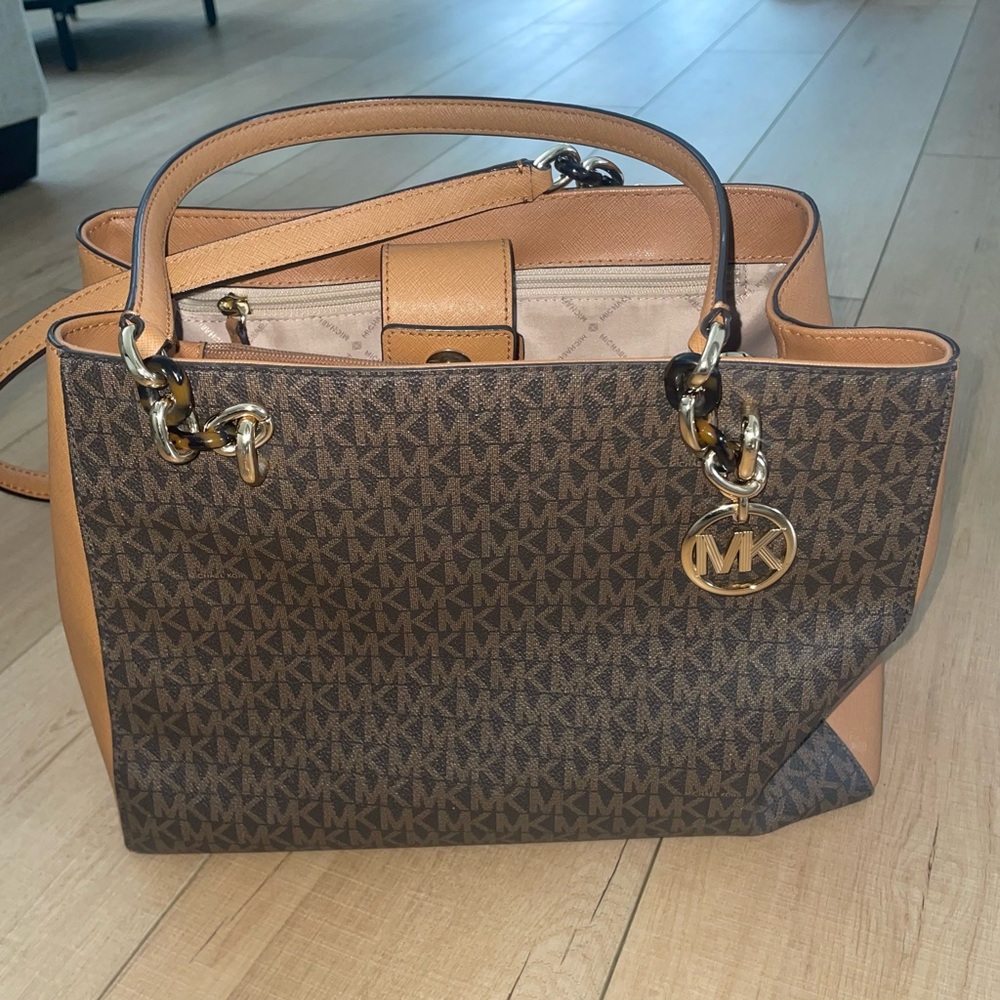 Michael Kors Signature Brown and Tan Shoulder Bag